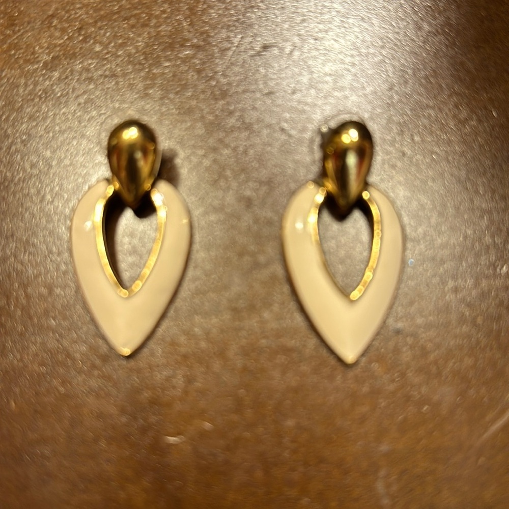 Napier company white and gold earrings women’s